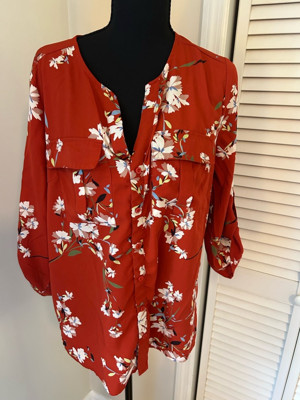 Forever 21 Rust Floral Top M